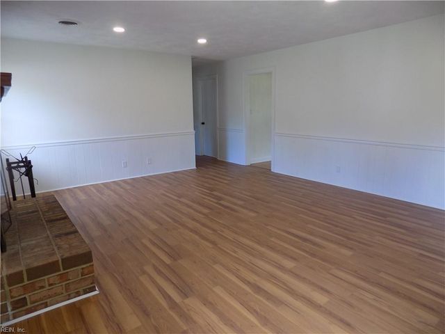 6 Peterson AVE, Smithfield, VA 23430