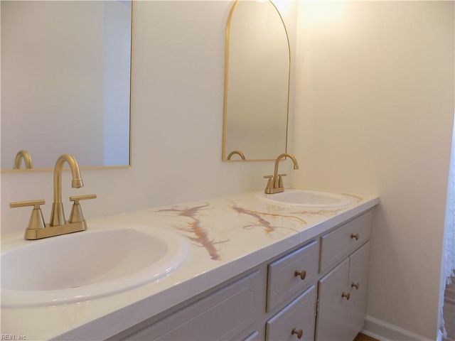 6 Peterson AVE, Smithfield, VA 23430