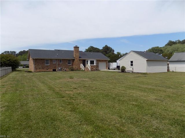 6 Peterson AVE, Smithfield, VA 23430