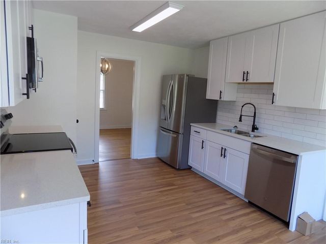 6 Peterson AVE, Smithfield, VA 23430