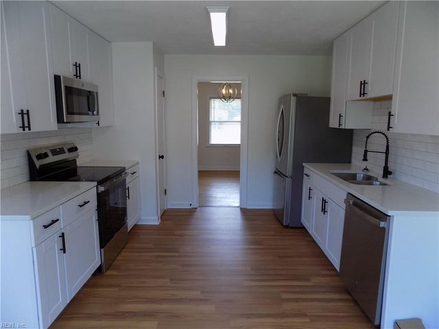6 Peterson AVE, Smithfield, VA 23430