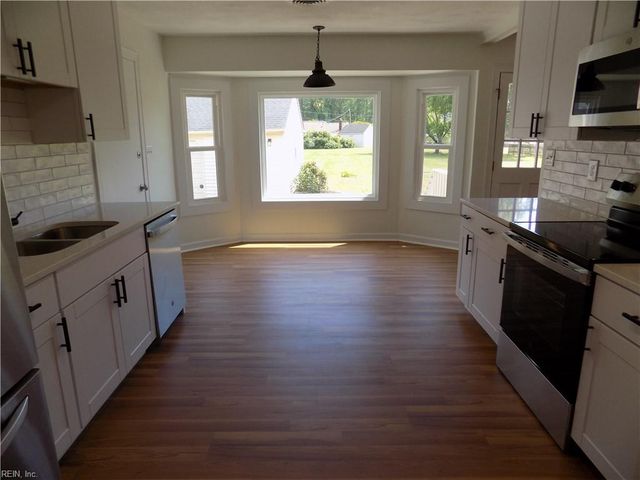 6 Peterson AVE, Smithfield, VA 23430
