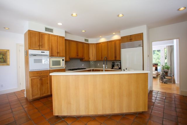 240 Beldingville Rd, Ashfield, MA 01011