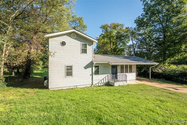 607 Wanda Road, Doniphan, MO 63935