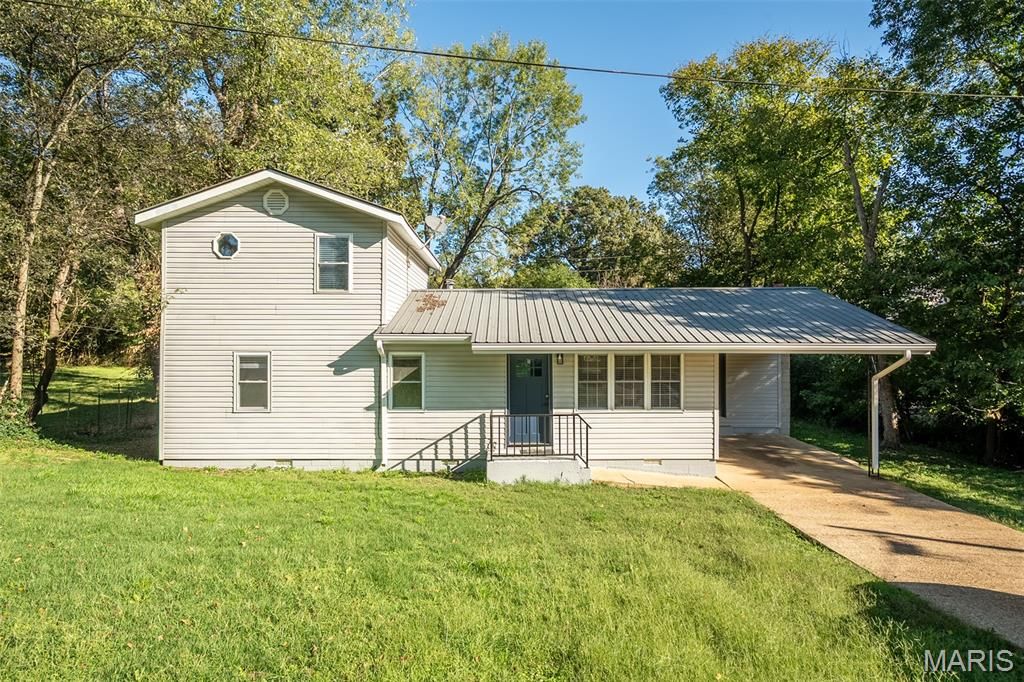 607 Wanda Road, Doniphan, MO 63935