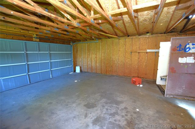 13 W Chestnut Street, Stilwell, OK 74960