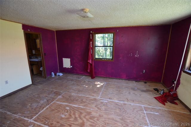 13 W Chestnut Street, Stilwell, OK 74960