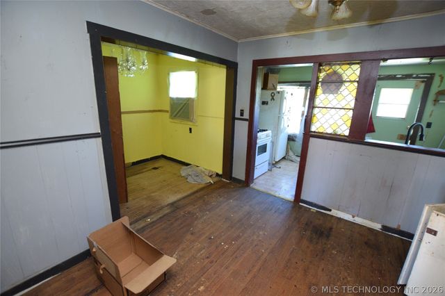 13 W Chestnut Street, Stilwell, OK 74960