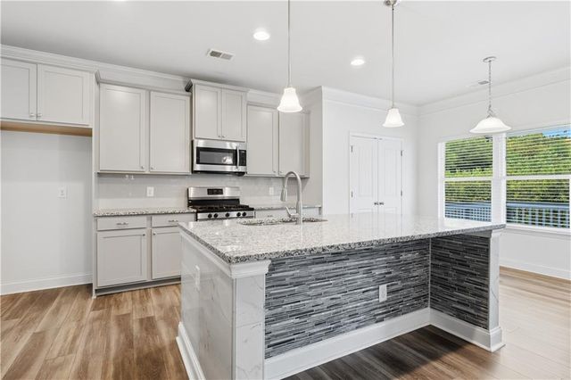 86 Twelve Oaks Drive SE, Cartersville, GA 30120