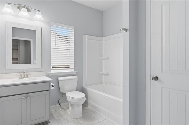 86 Twelve Oaks Drive SE, Cartersville, GA 30120