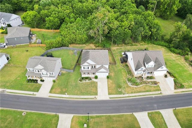 86 Twelve Oaks Drive SE, Cartersville, GA 30120