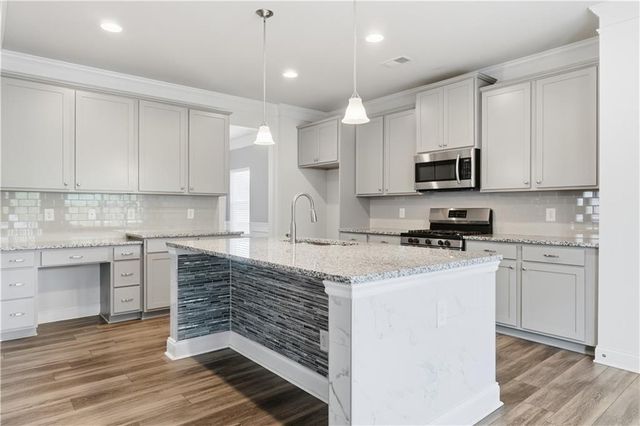 86 Twelve Oaks Drive SE, Cartersville, GA 30120