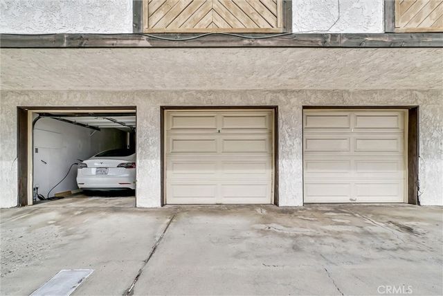 855 N Lemon Street 6, Orange, CA 92867