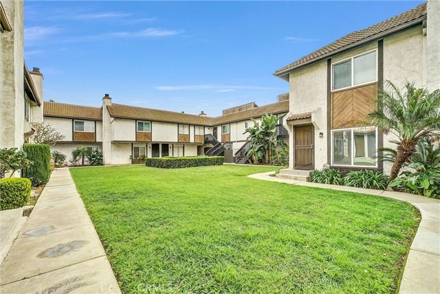 855 N Lemon Street 6, Orange, CA 92867