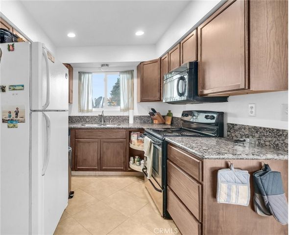 855 N Lemon Street 6, Orange, CA 92867