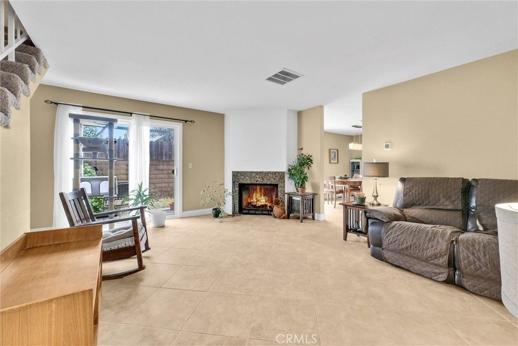 855 N Lemon Street 6, Orange, CA 92867