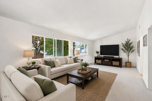 1559 Habra Court, Camarillo, CA 93010