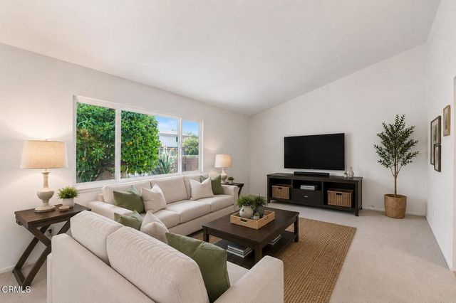 1559 Habra Court, Camarillo, CA 93010