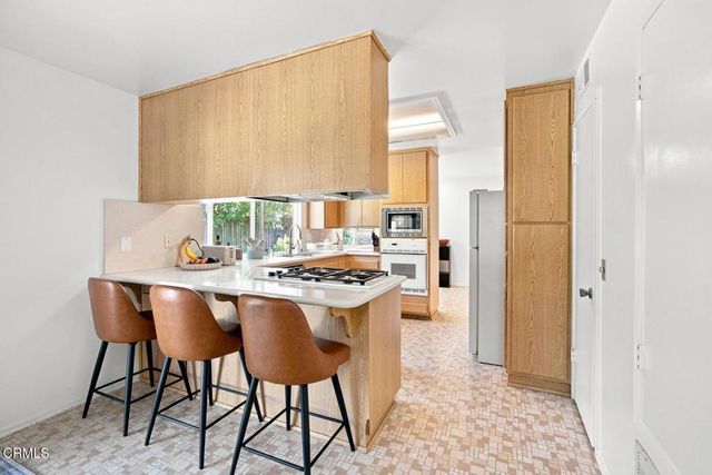 1559 Habra Court, Camarillo, CA 93010