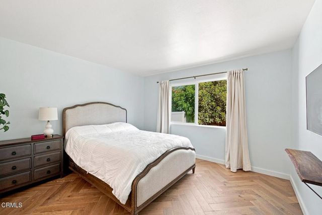 1559 Habra Court, Camarillo, CA 93010