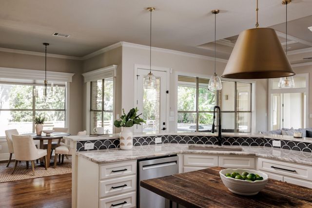 3302 Big Bend DR, Austin, TX 78731