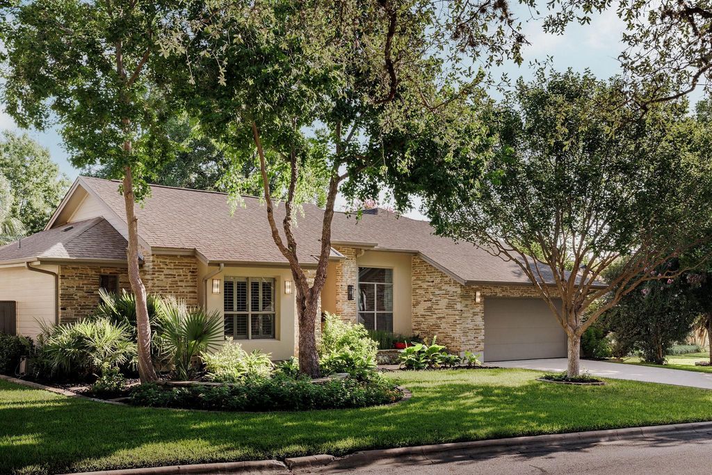 3302 Big Bend DR, Austin, TX 78731