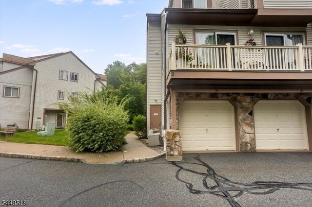 141 Woods Edge Dr 141, Roxbury Twp., NJ 07876
