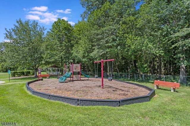 141 Woods Edge Dr 141, Roxbury Twp., NJ 07876