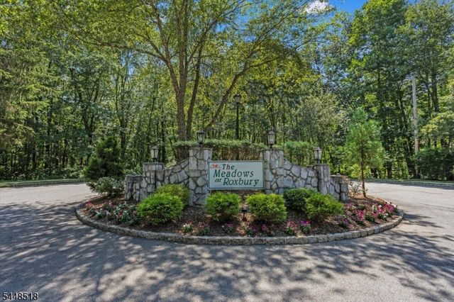 141 Woods Edge Dr 141, Roxbury Twp., NJ 07876