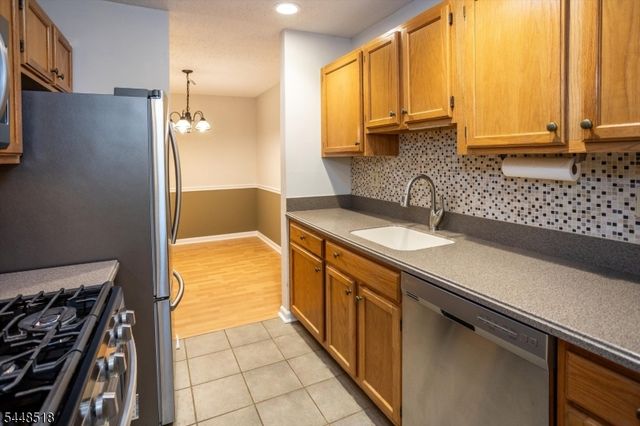 141 Woods Edge Dr 141, Roxbury Twp., NJ 07876