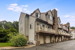 141 Woods Edge Dr 141, Roxbury Twp., NJ 07876
