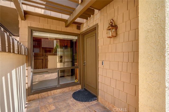 1349 N Columbus 21, Glendale, CA 91202
