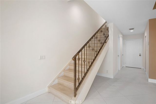 1349 N Columbus 21, Glendale, CA 91202