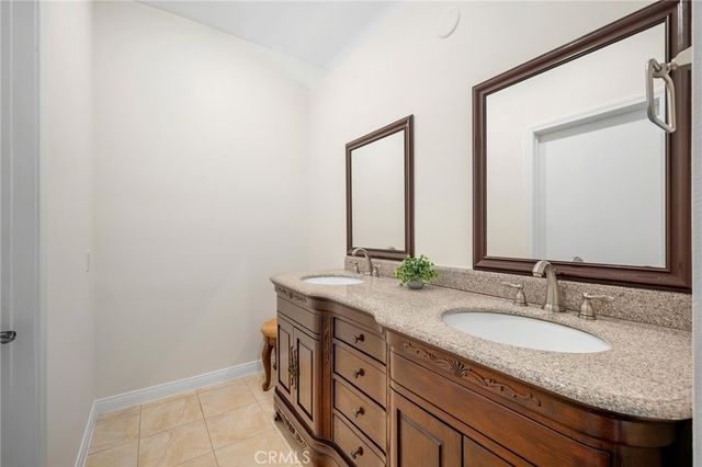 1349 N Columbus 21, Glendale, CA 91202