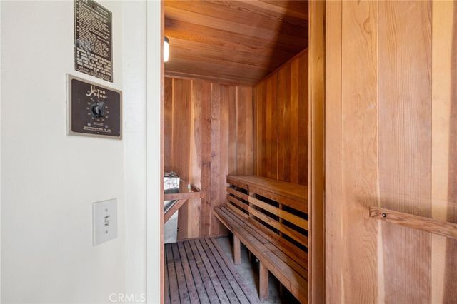 1349 N Columbus 21, Glendale, CA 91202