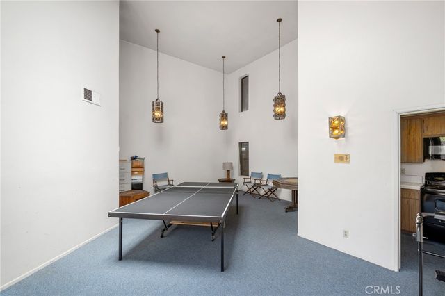 1349 N Columbus 21, Glendale, CA 91202