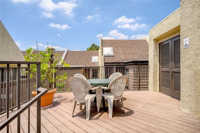 1349 N Columbus 21, Glendale, CA 91202