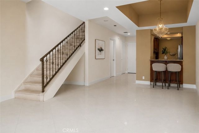 1349 N Columbus 21, Glendale, CA 91202