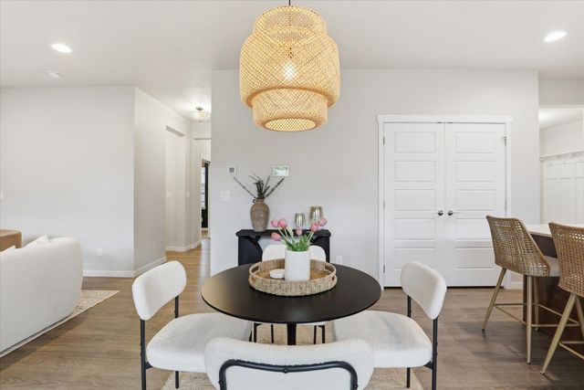 21372 E Chimney Ln, Liberty Lake, WA 99019