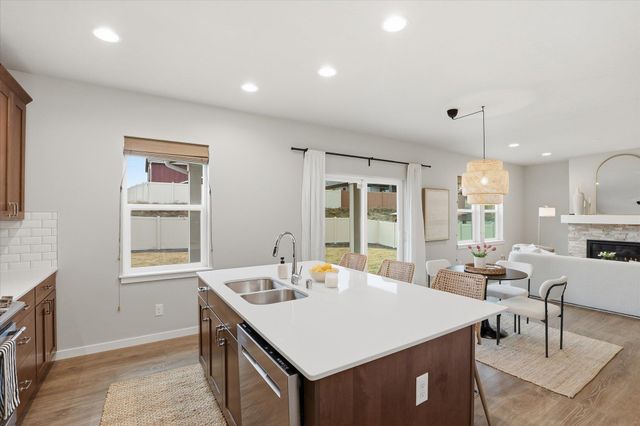 21372 E Chimney Ln, Liberty Lake, WA 99019