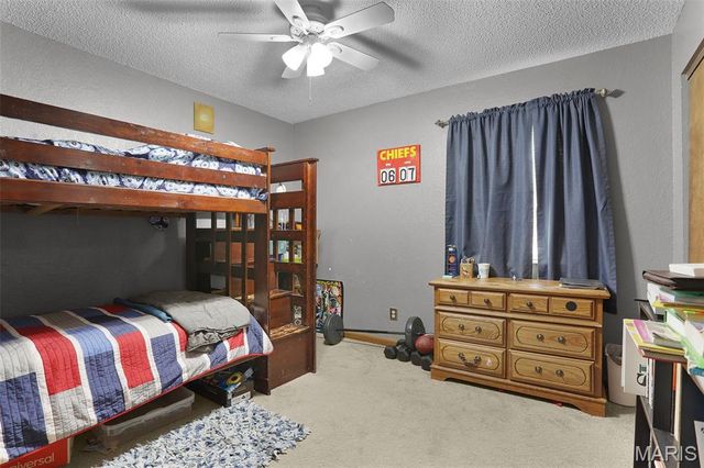 5 Olivia Lane, Glen Carbon, IL 62034