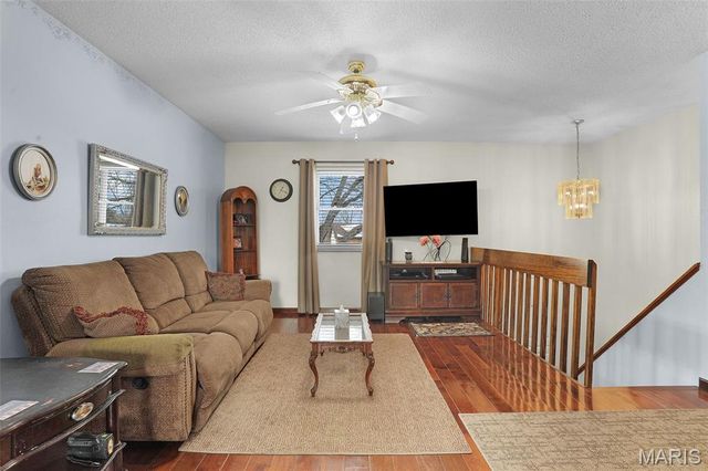 5 Olivia Lane, Glen Carbon, IL 62034