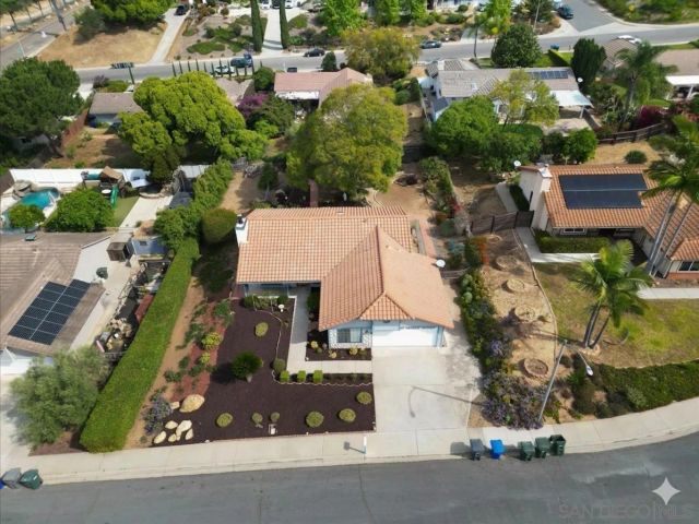 445 Cancun Ct, Fallbrook, CA 92028
