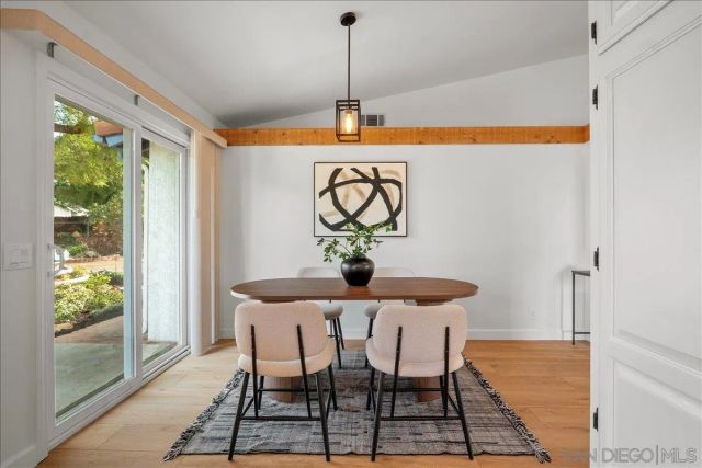 445 Cancun Ct, Fallbrook, CA 92028