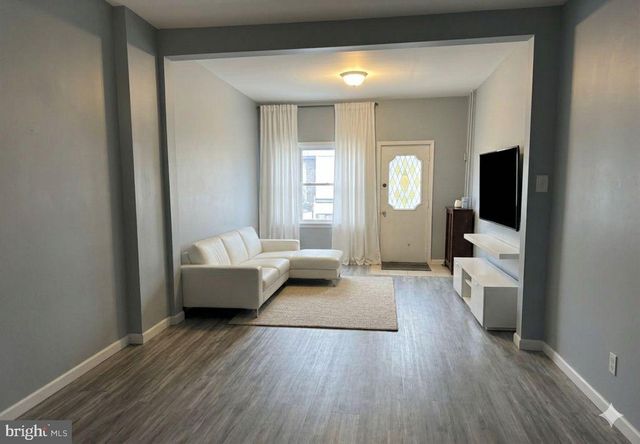 521 E MAHANOY ST, Mahanoy City, PA 17948
