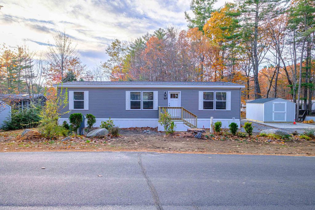 169 Mountainvale Drive, Conway, NH 03813