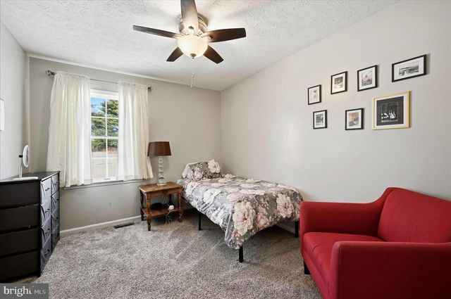 202 MASTERS DR, Cross Junction, VA 22625