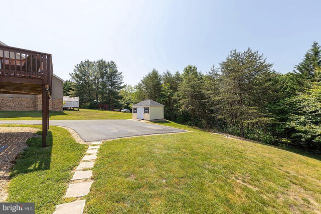 202 MASTERS DR, Cross Junction, VA 22625