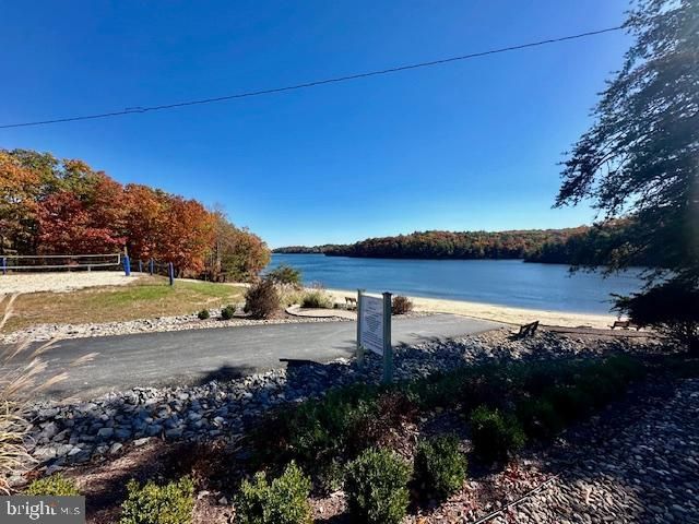 202 MASTERS DR, Cross Junction, VA 22625