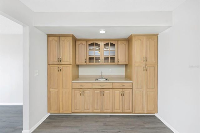 9220 40TH STREET N, Pinellas Park, FL 33782